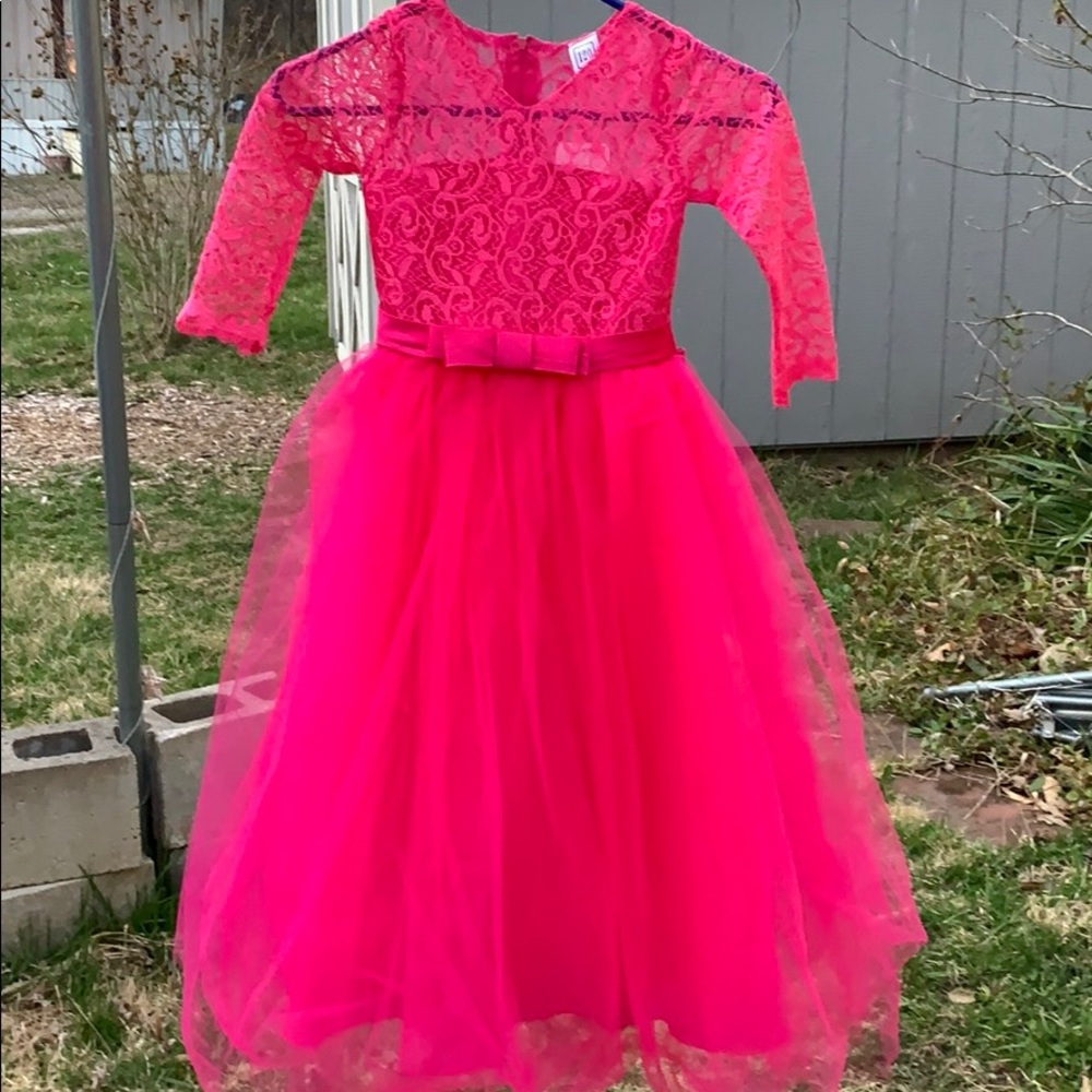 NWT Girls Formal dress bright pink girls ages 5-6